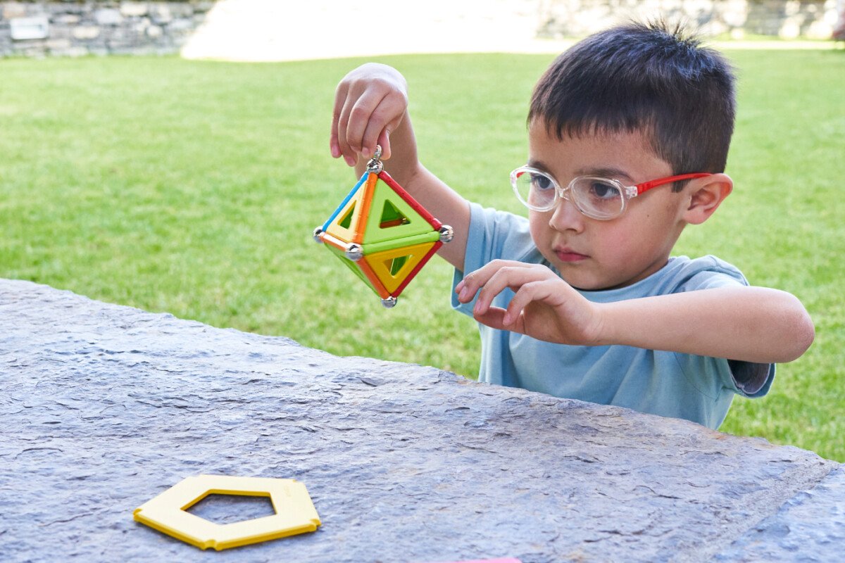 Geomag Classic Supercolor Panels Magnetic Construction Set – 35 Pieces